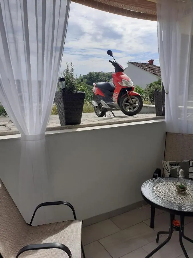 Apartman Pontis Okrug Gornji Trogir Croatia